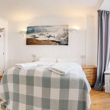 Reef Island Apartment